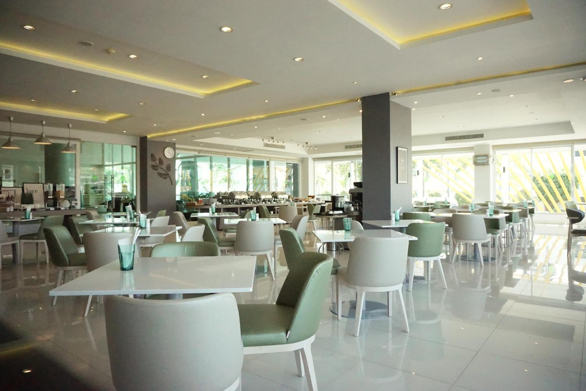 Tamarind Garden Hotel - SHA Plus Certified Rayong Exterior foto