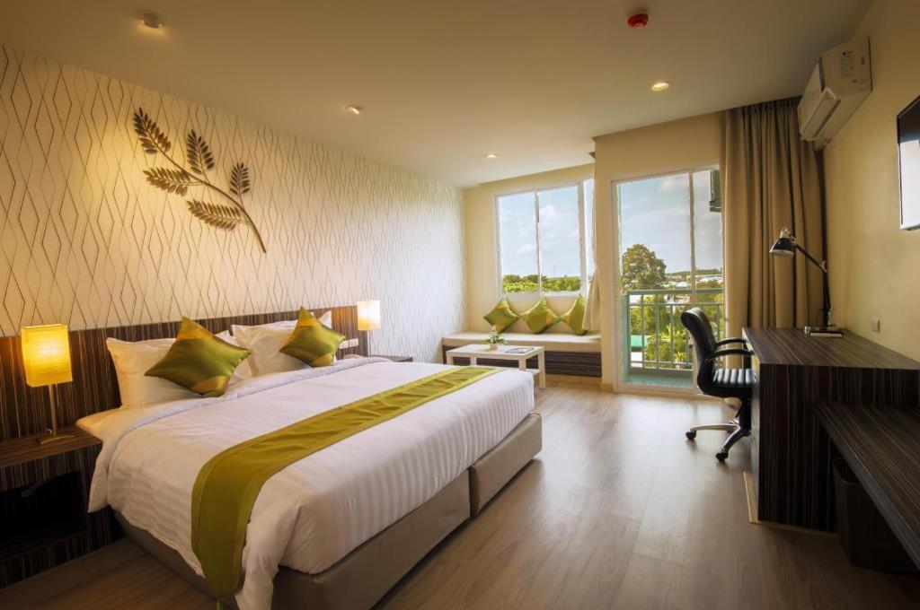 Tamarind Garden Hotel - SHA Plus Certified Rayong Exterior foto