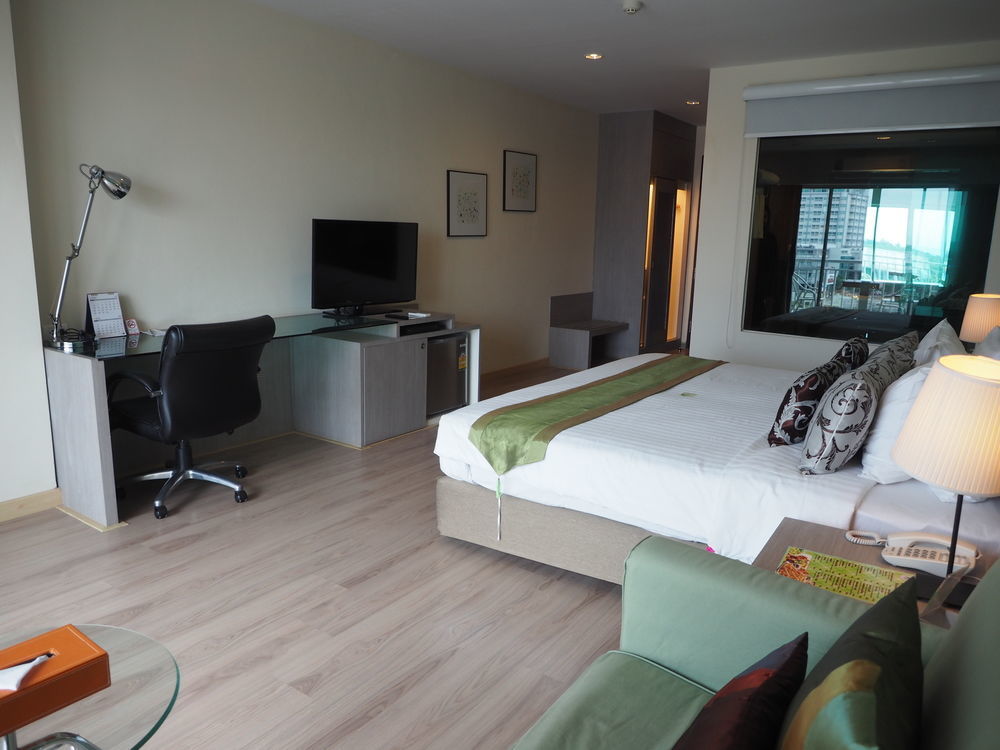 Tamarind Garden Hotel - SHA Plus Certified Rayong Exterior foto